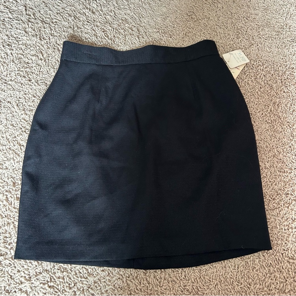 Black skirt
